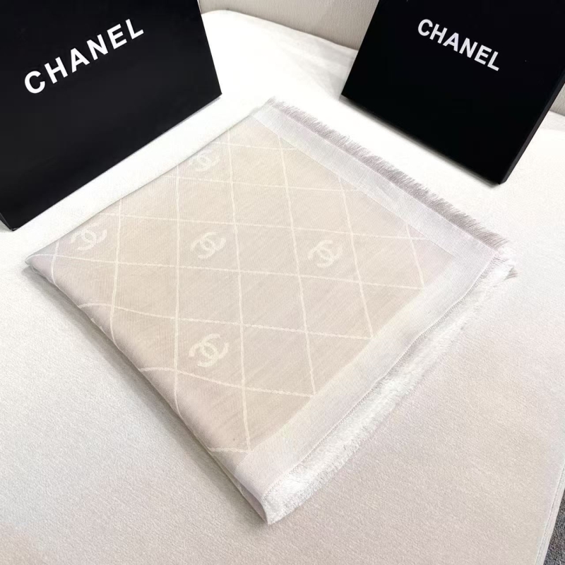 Ch**el