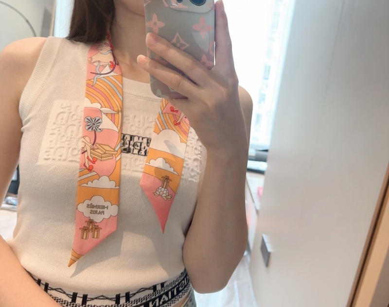 H**me5
