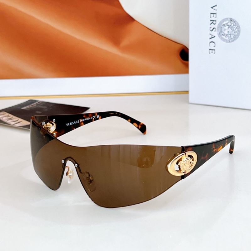 VERSACE