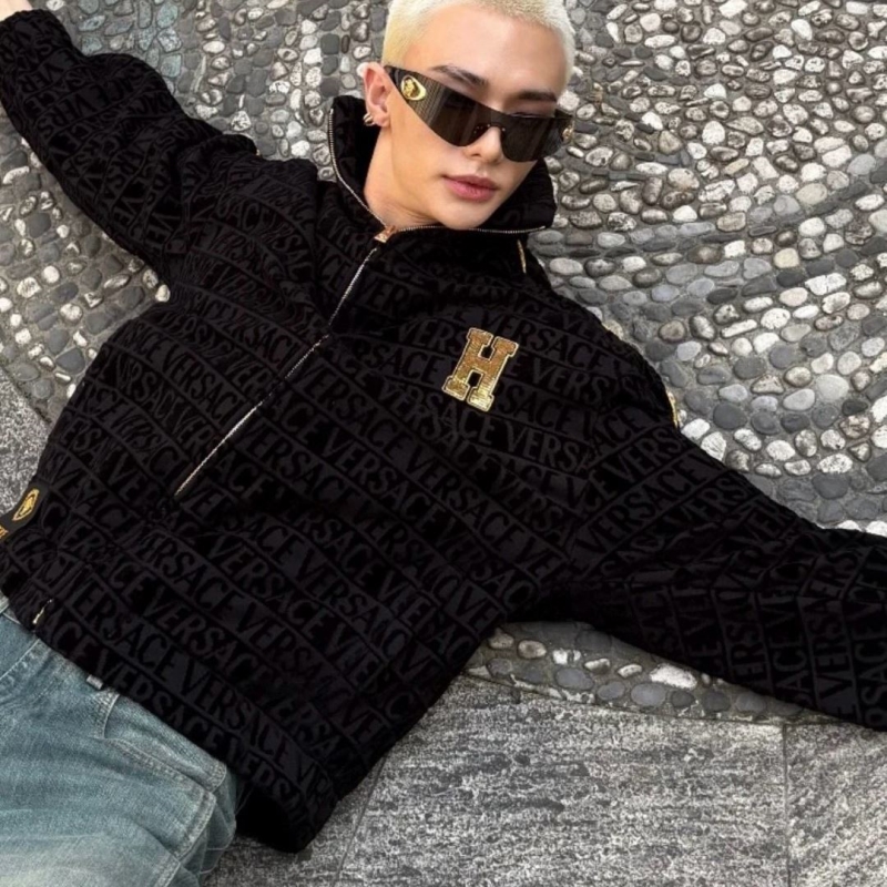 VERSACE